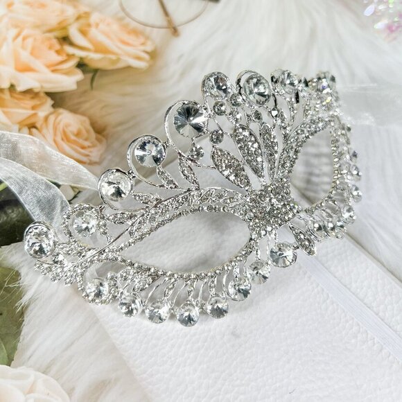 Silver Crystal Rhinestone Masquerade Eye Mask, Bridal Wedding Mask, Ball Party - Picture 3 of 5